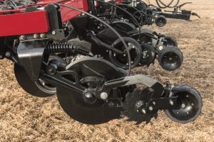 The enhanced row unit found on the Nutri-Placer 930 fertilizer applicator with new High-speed Low Disturbance (HSLD) coulter is designed to maximize productivity and crop nutrient uptake. 