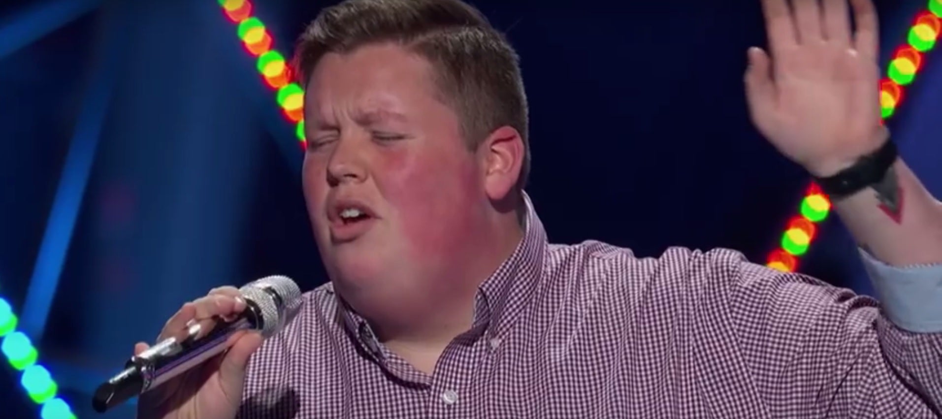 Fingers crossed Noah Davis gets to stay on American Idol | AGDAILY