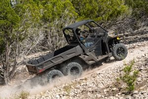 Can-Am Defender 6x6 DPS