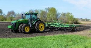 john_deere_tractor_illinois