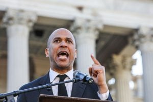 cory_booker_vegan