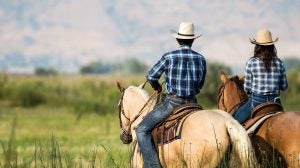 ranchers-western-horseback-riding