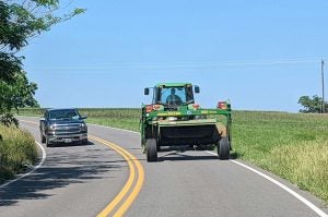 tractor-safety-share-the-road