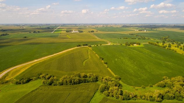 iowa-farmland-aerial-image