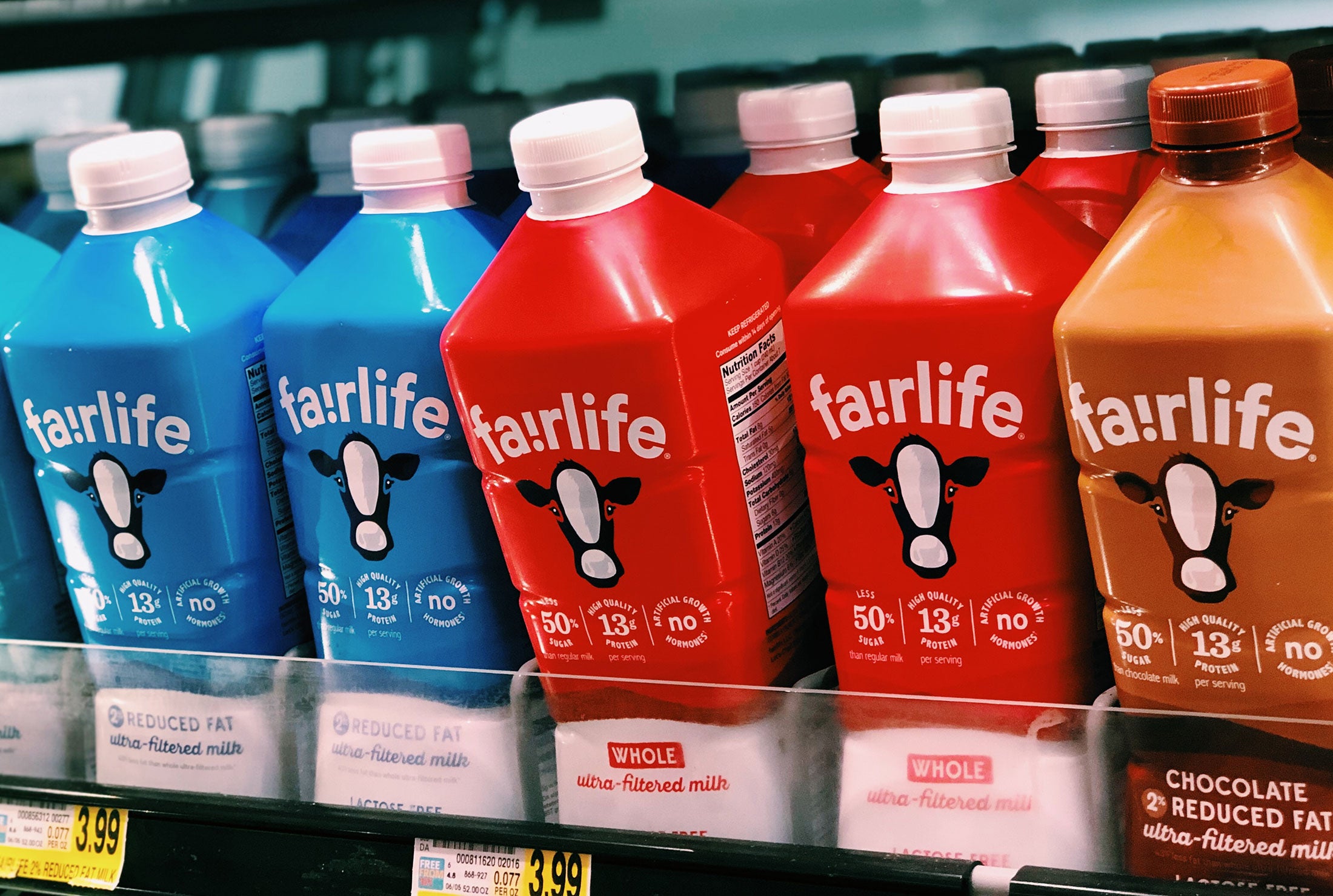 fairlife-milk-grocery-shelf