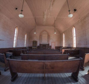 abandoned-idaho-church